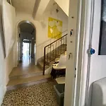 19 Borgo Cavour Bed & Breakfast