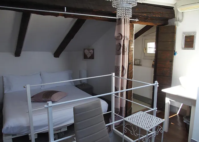 19 Borgo Cavour 3* Treviso