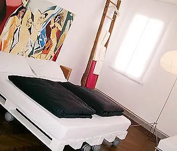 Oda ve Kahvaltı 19 Borgo Cavour 3*