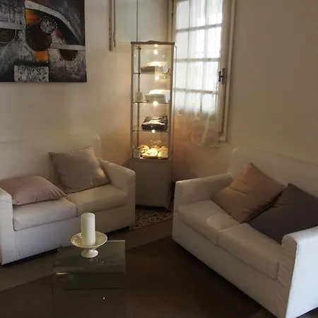 19 Borgo Cavour Treviso