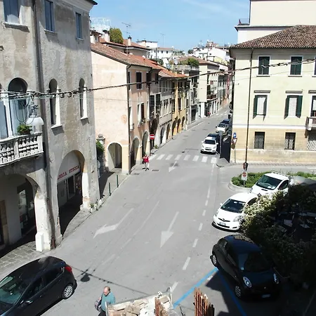 19 Borgo Cavour